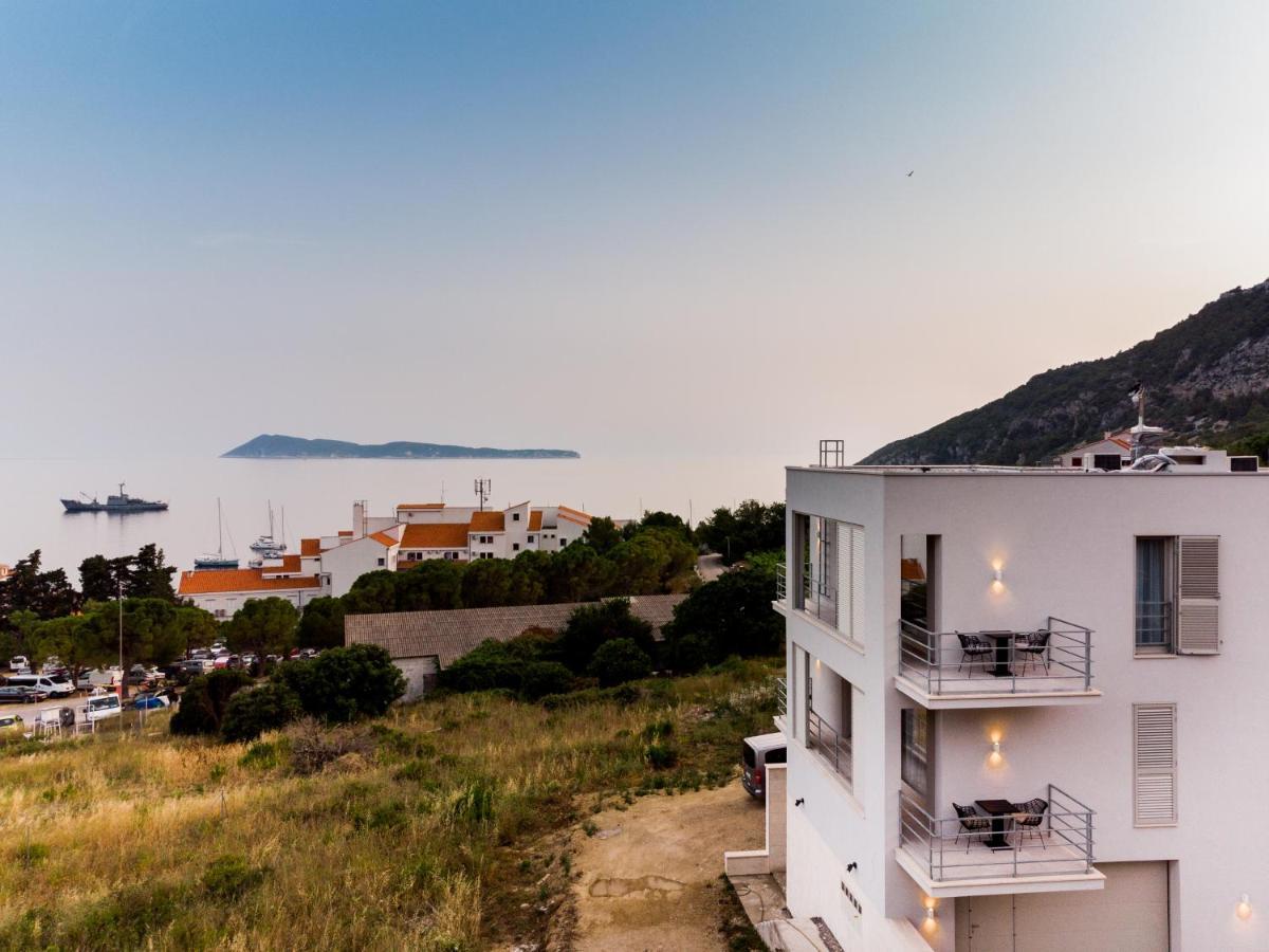 Seaside Elegance Suites Komiza Luaran gambar