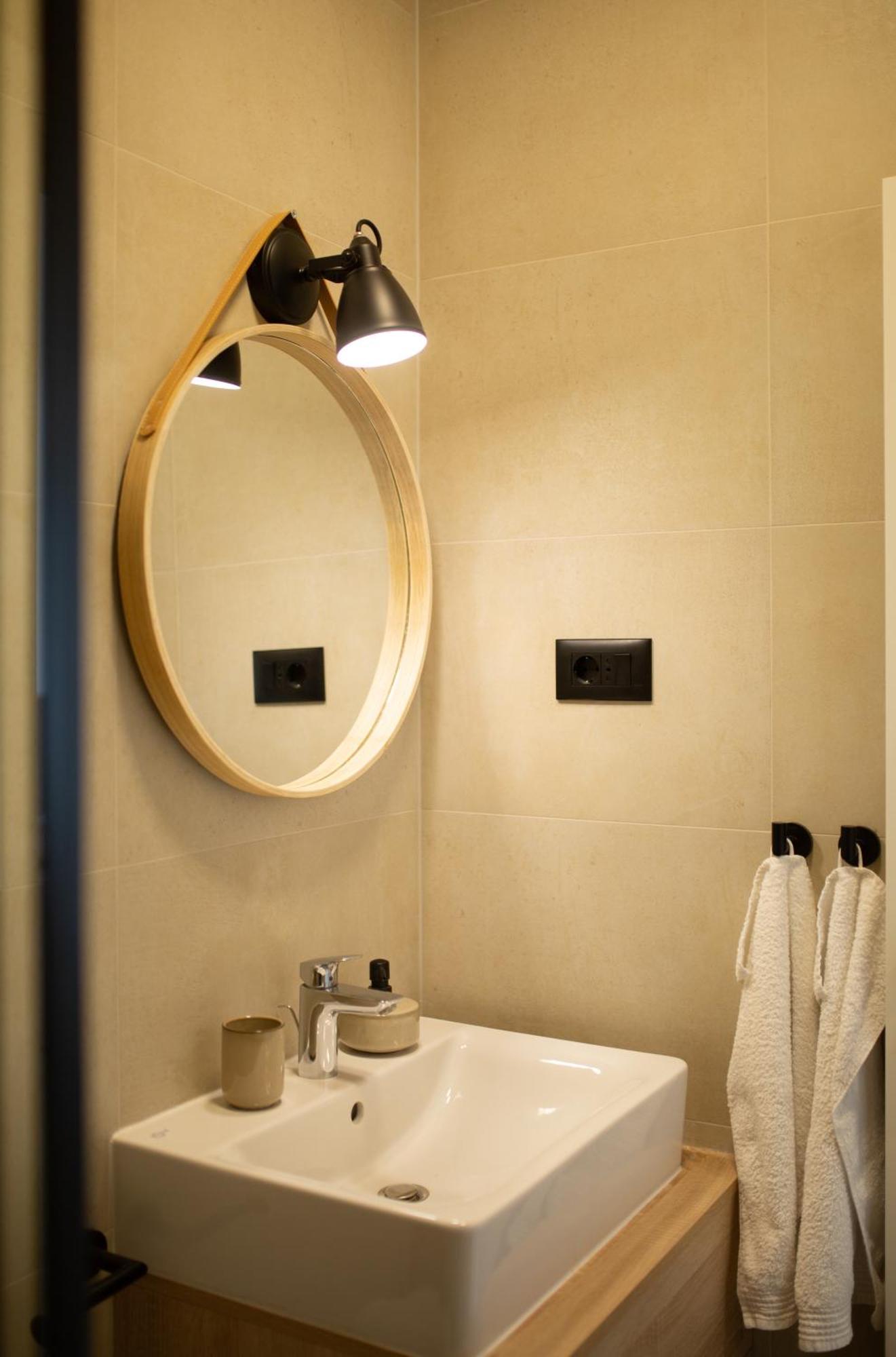 Seaside Elegance Suites Komiza Luaran gambar